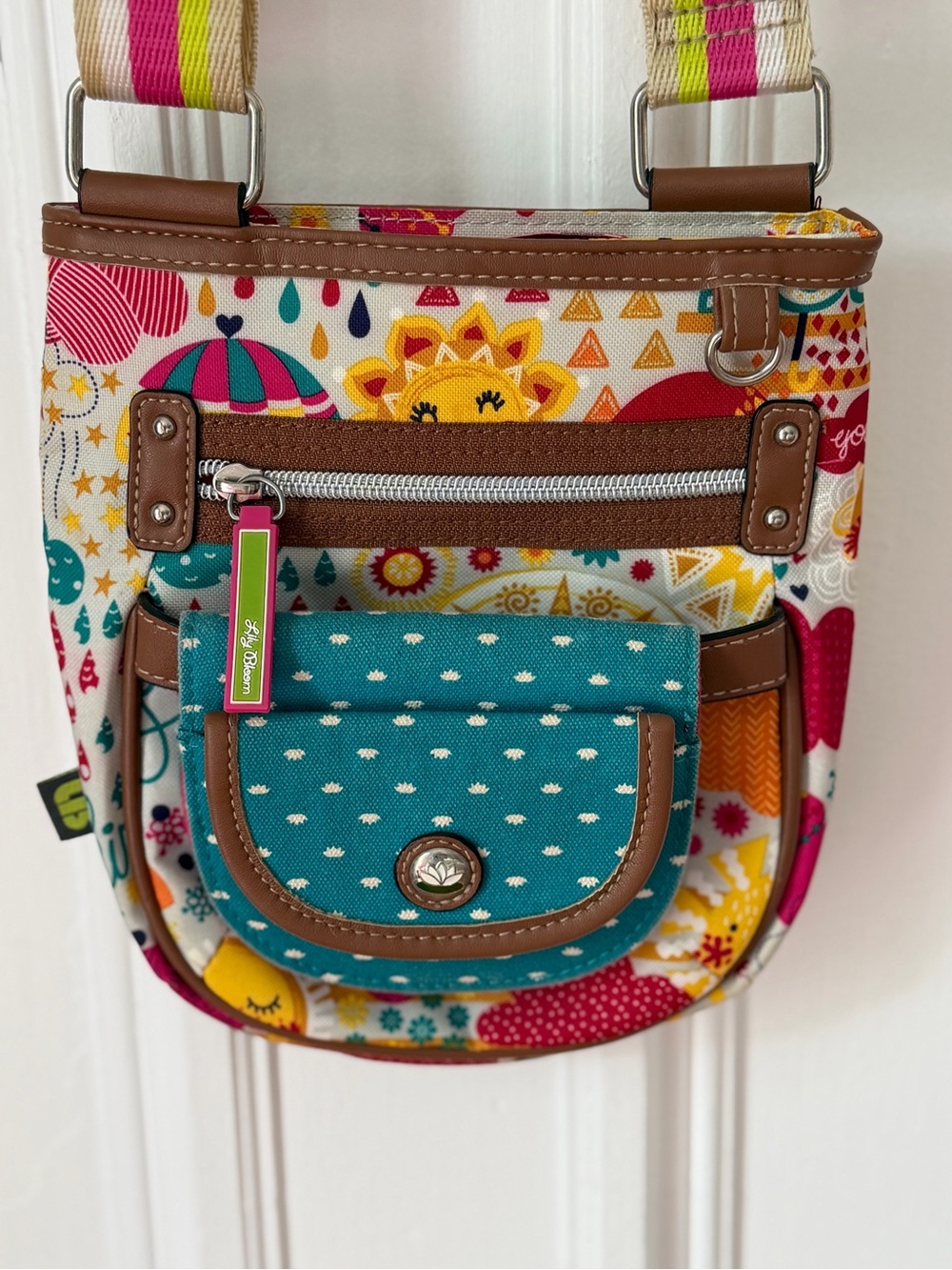 Women’s Lily Bloom Floral Crossbody Bag Adjustable Strap. Snap on Purse